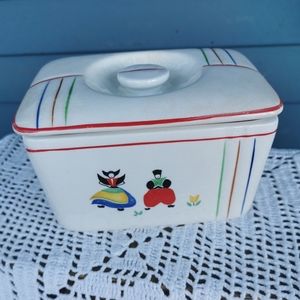 Vintage Sovereign Canada Vitrified Butter Dish